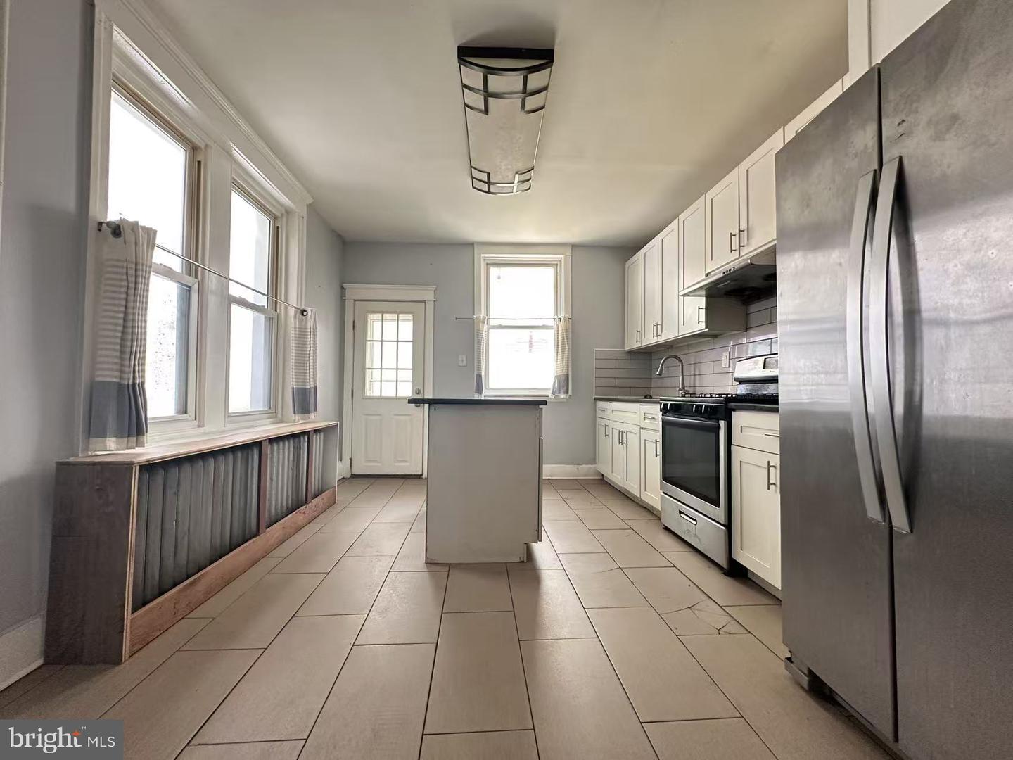 1717 S 7th St Property Photo 4