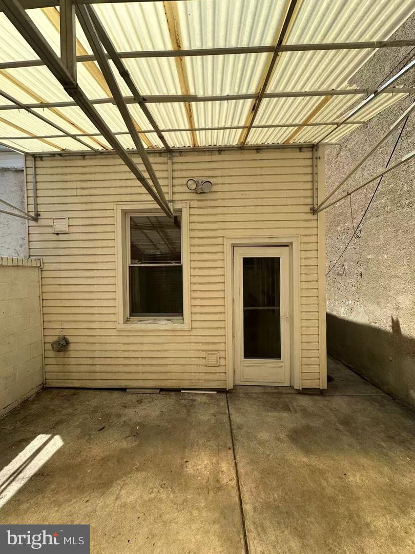 1717 S 7th St Property Photo 9