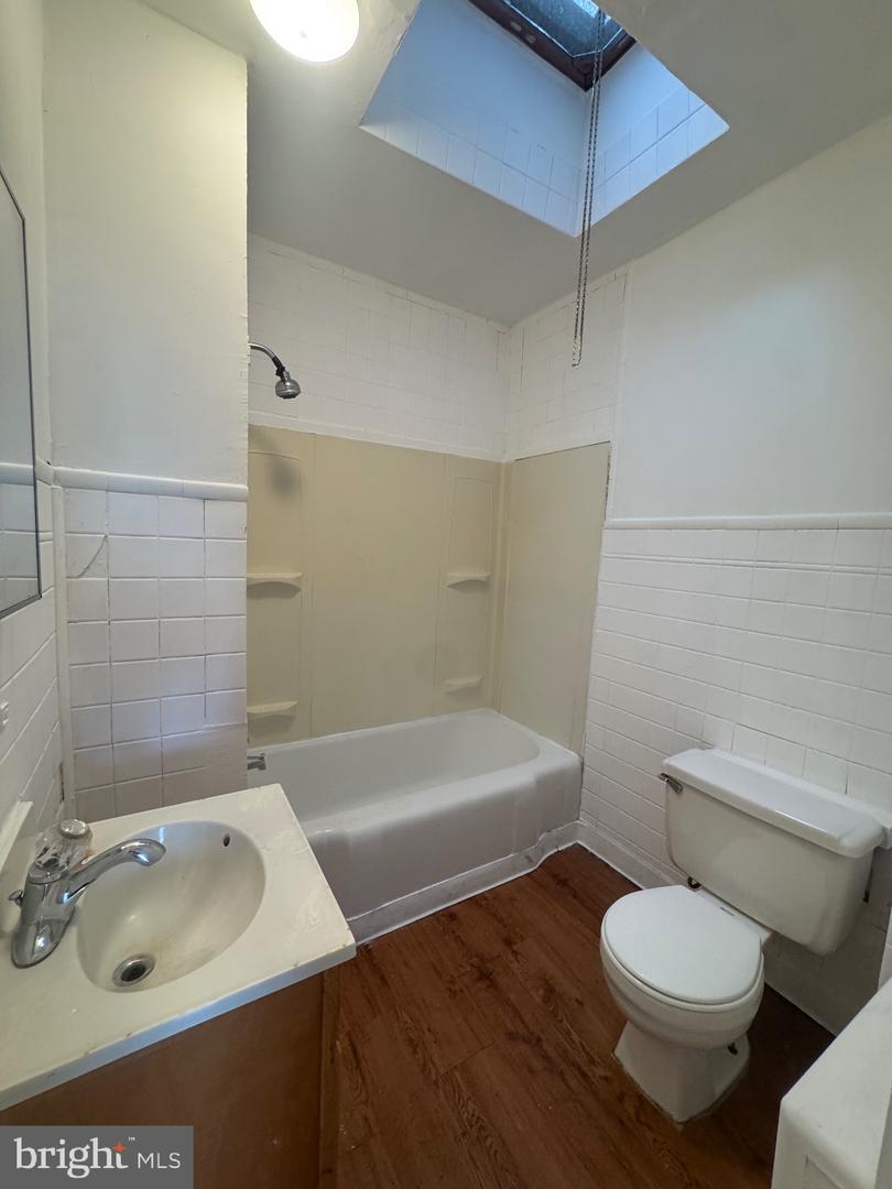 3034 Frankford Ave Property Photo 20