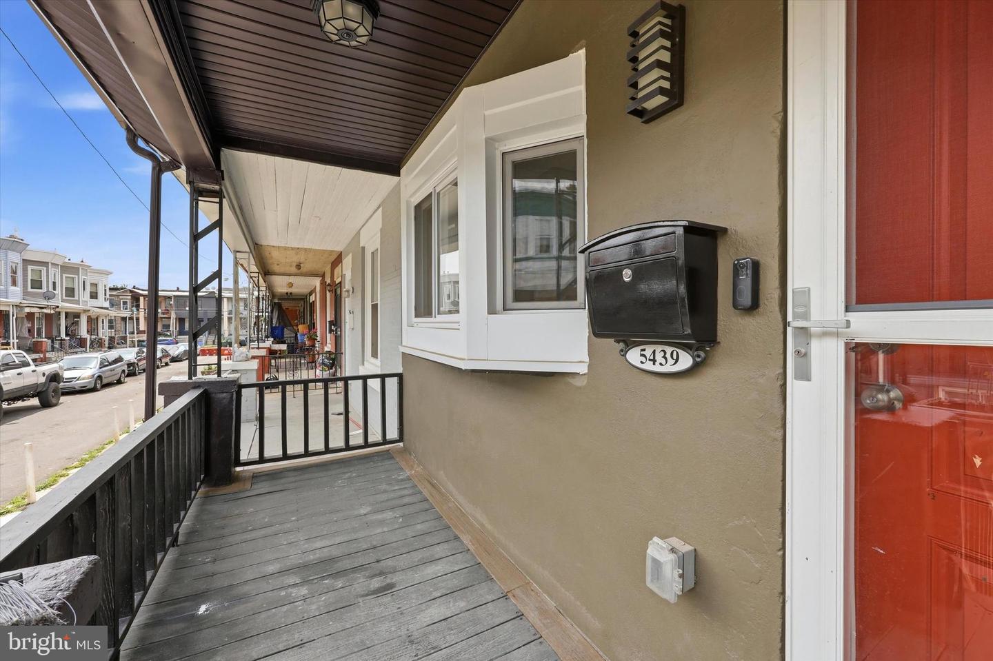 5439 Regent St Property Photo 24