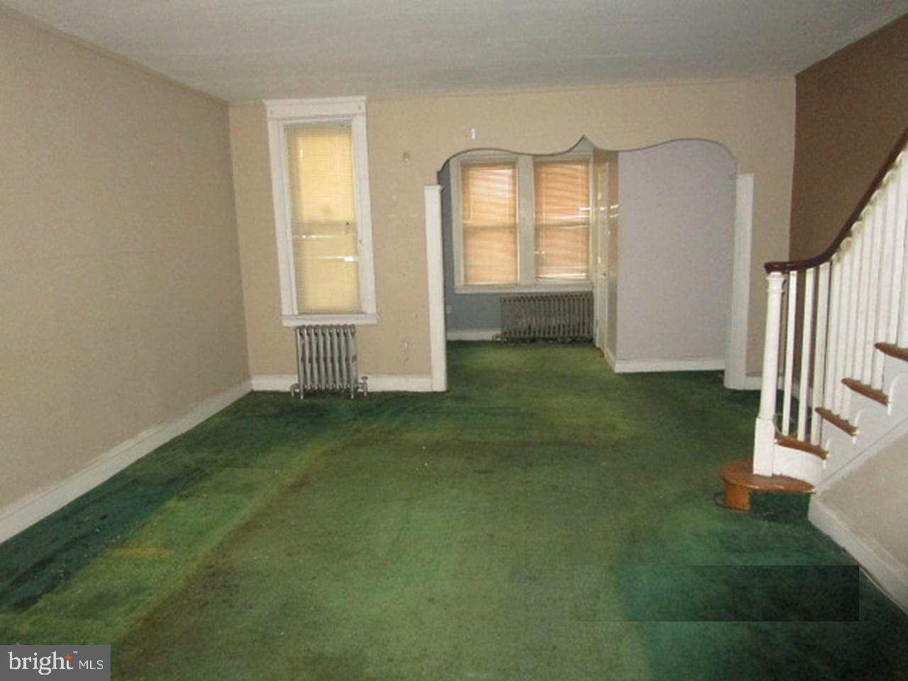 6126 N 11th St Property Photo 7