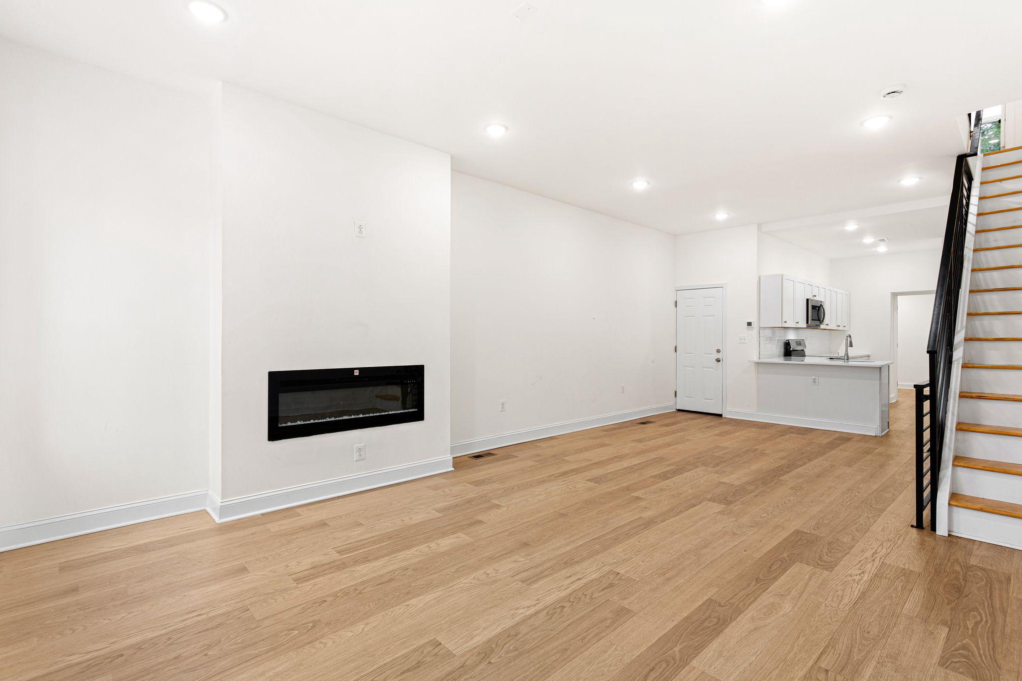 1823 Morris St Property Photo 6