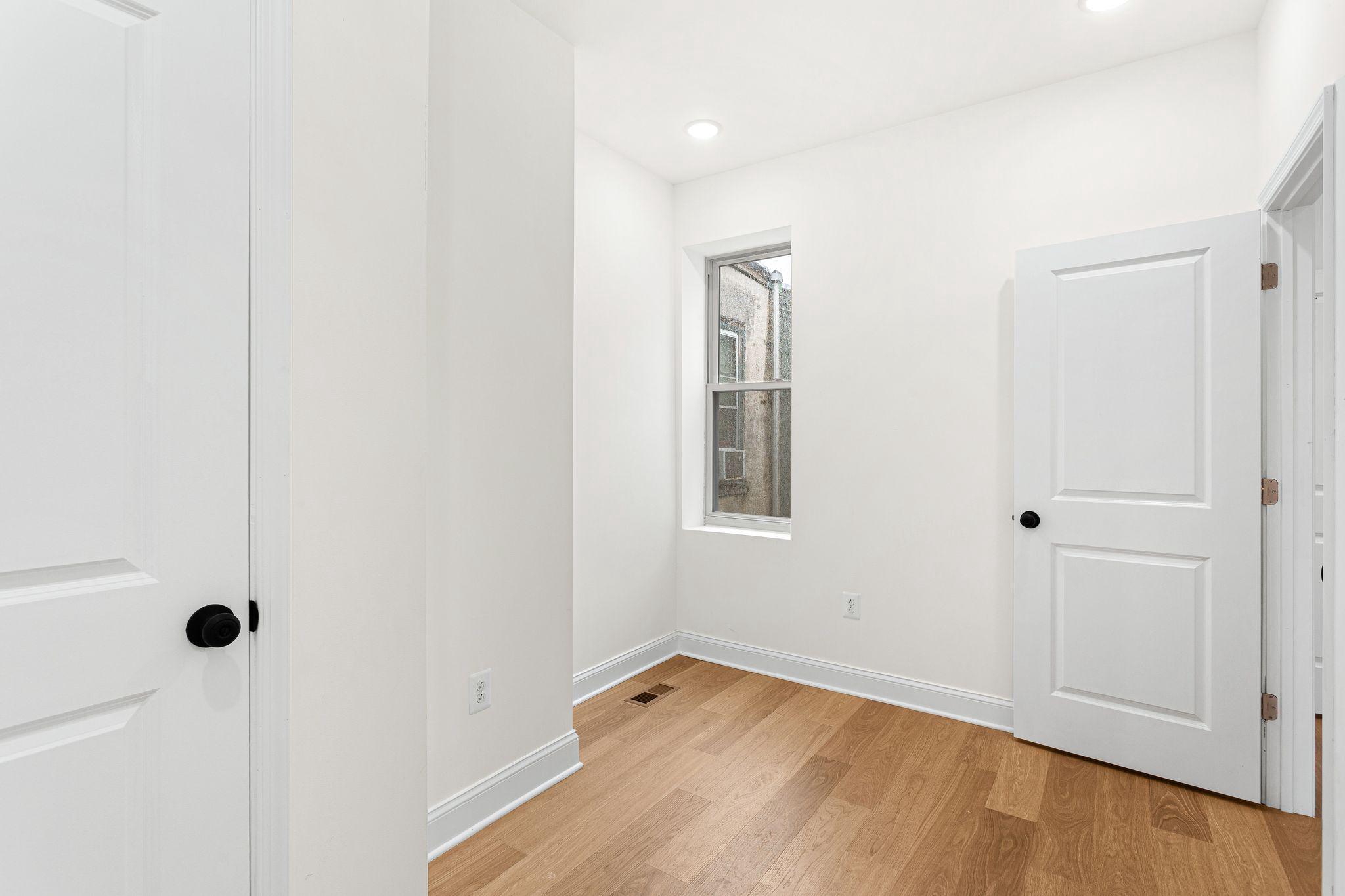 1823 Morris St Property Photo 21