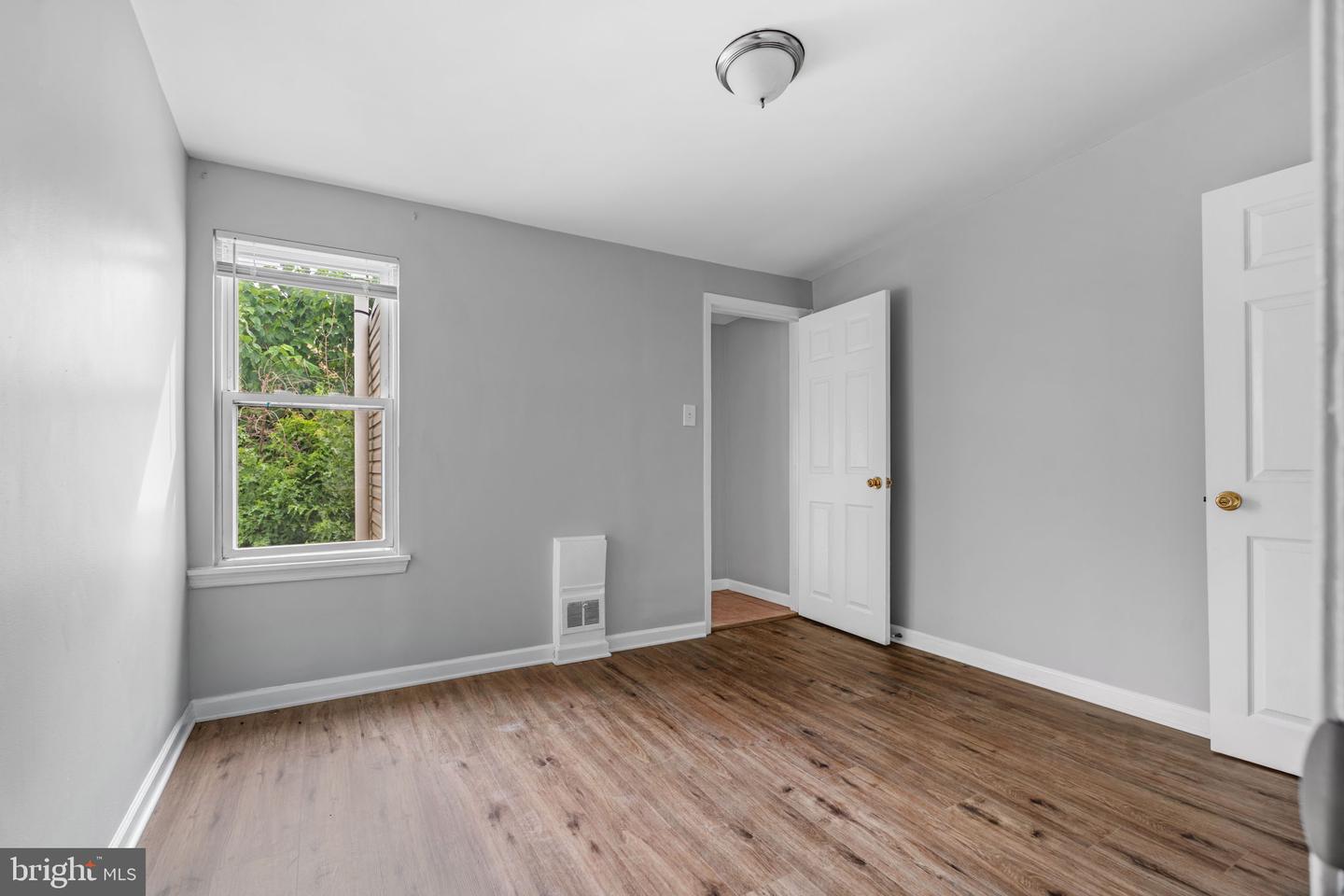 1918 E Firth St Property Photo 23