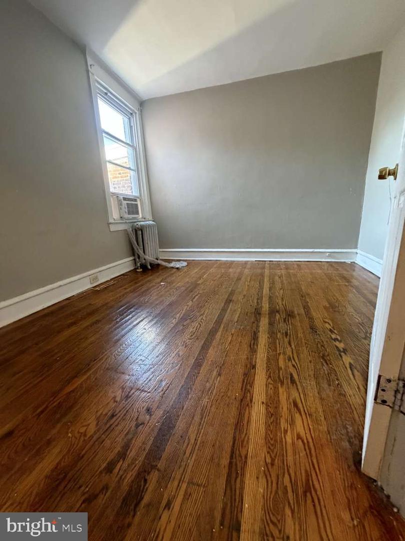 5107 Diamond St Property Photo 11