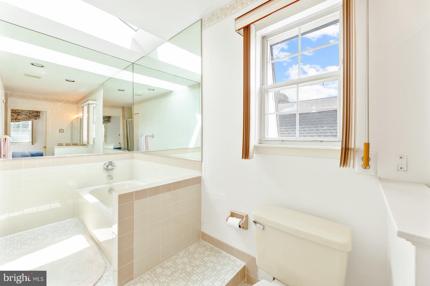 115 Wexford Pl Property Photo 23