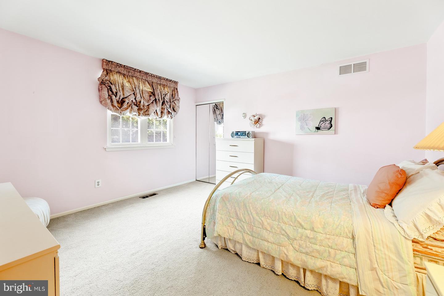 115 Wexford Pl Property Photo 28