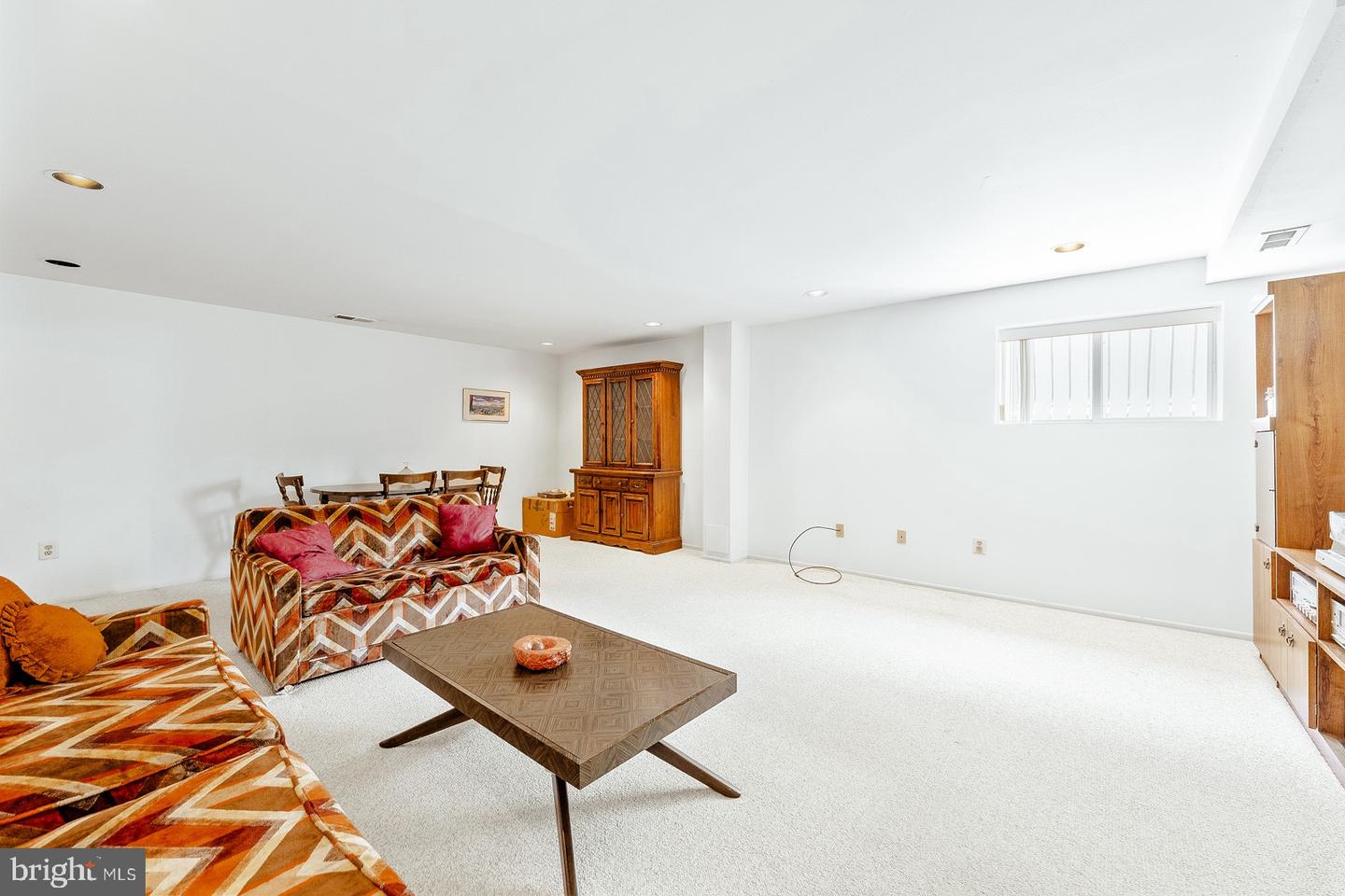 115 Wexford Pl Property Photo 32