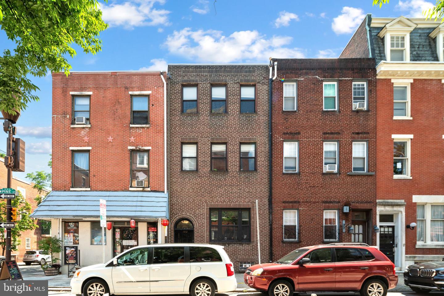 1902 Pine St #5 Property Photo 1