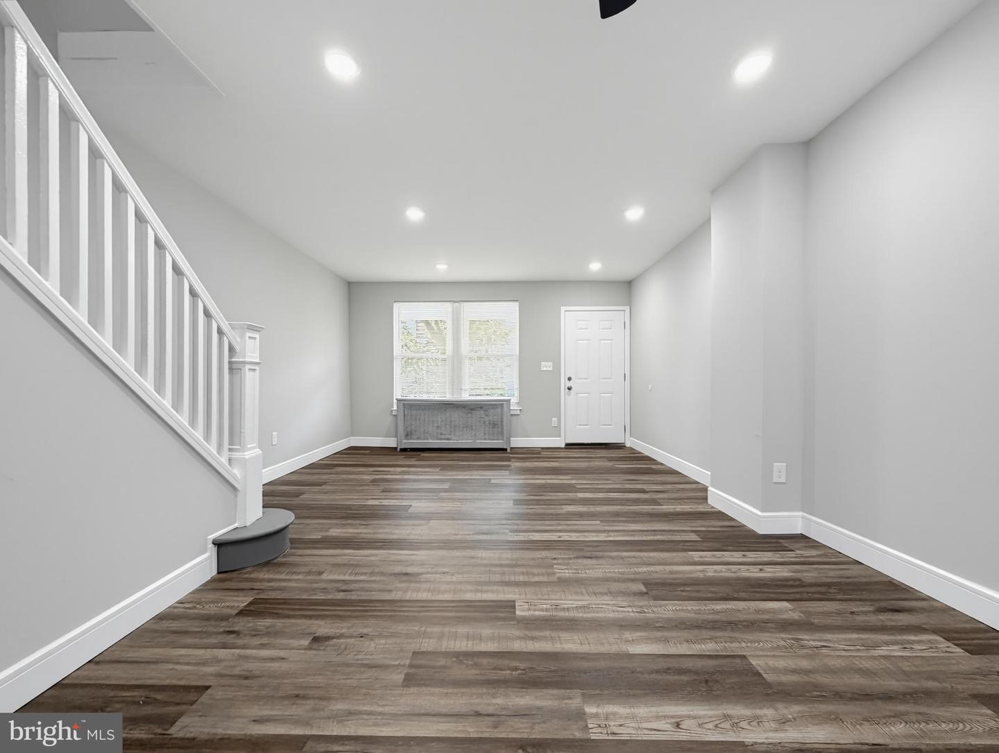 4951 N Franklin St Property Photo 10