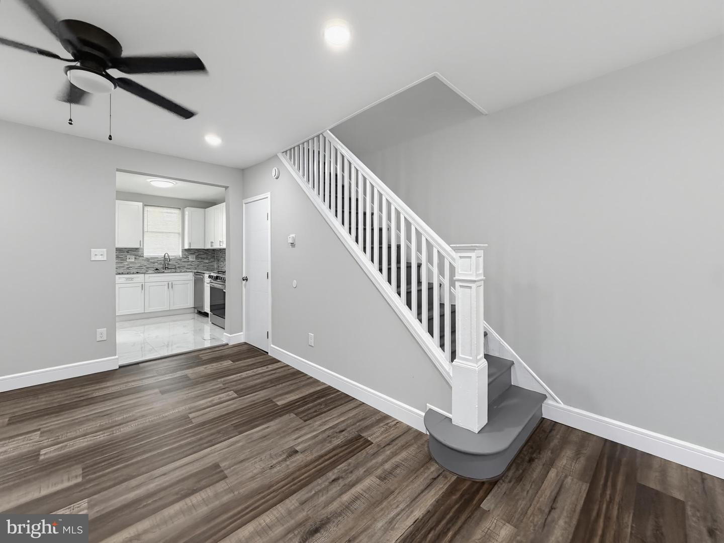 4951 N Franklin St Property Photo 18