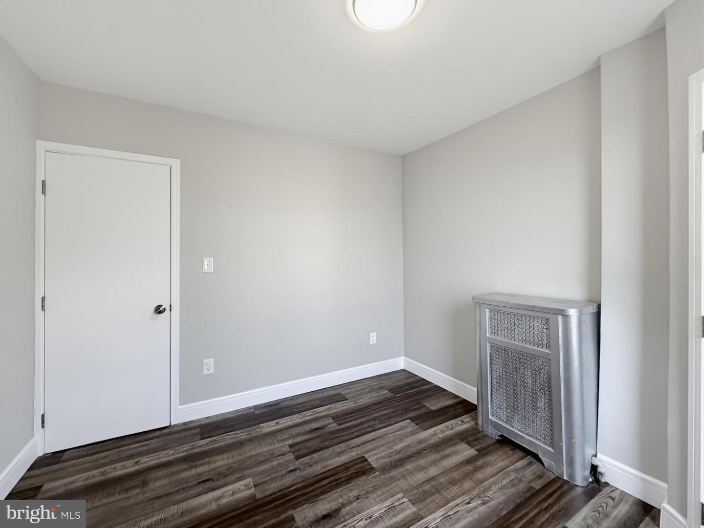 4951 N Franklin St Property Photo 22