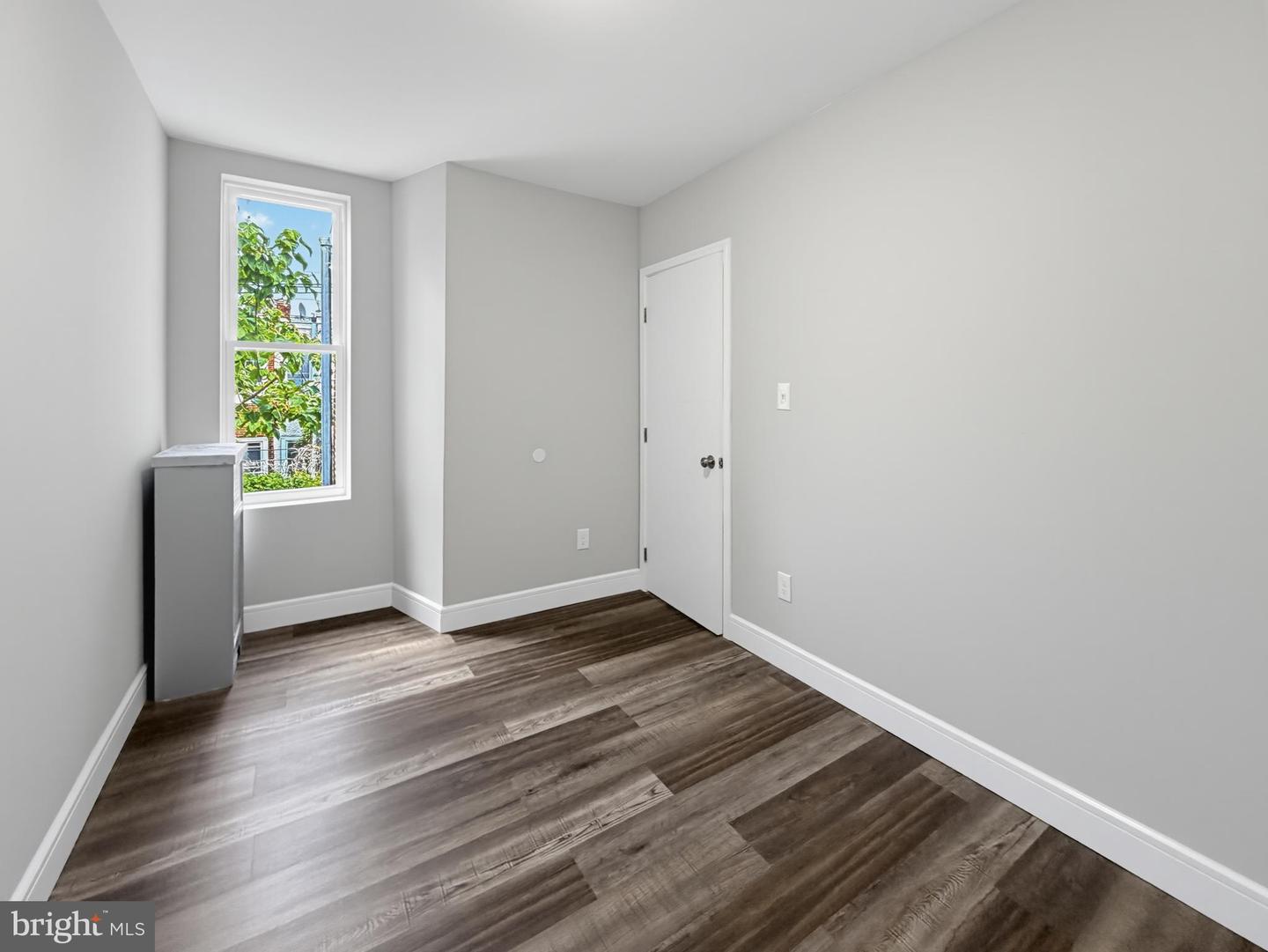 4951 N Franklin St Property Photo 24