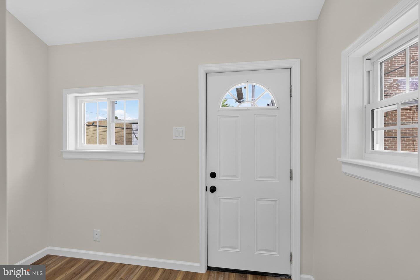 4727 Comly St Property Photo 14