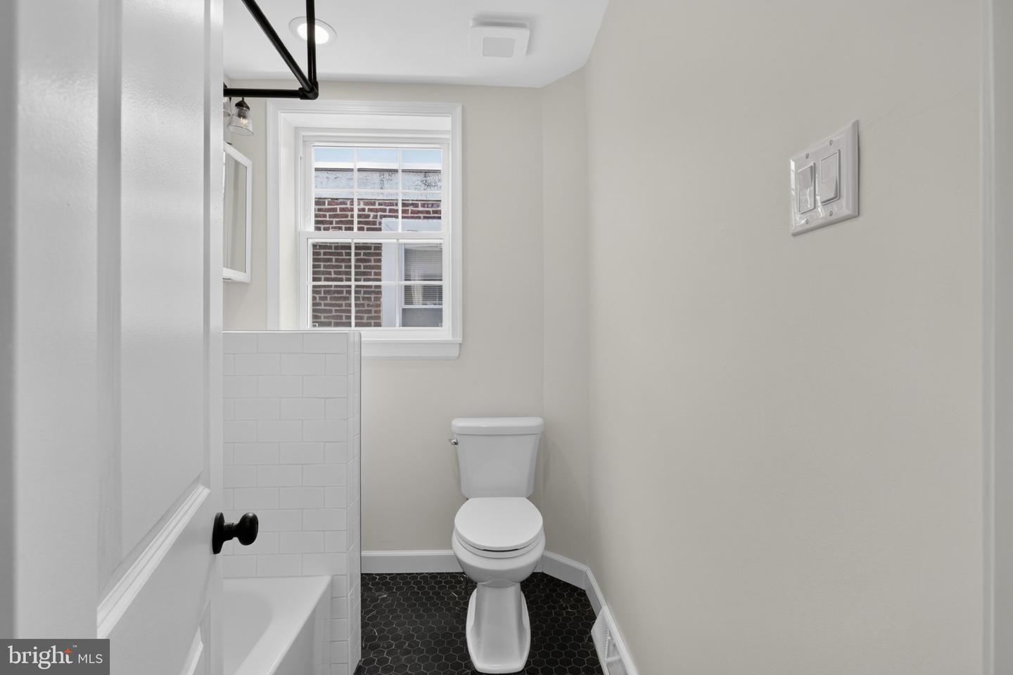 4727 Comly St Property Photo 22