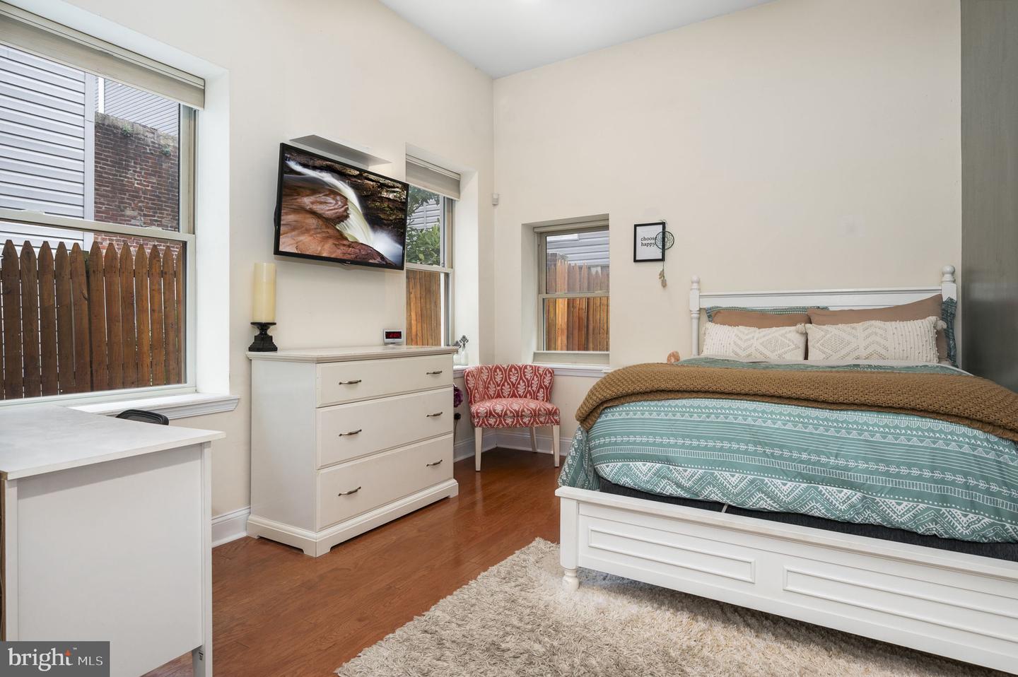 1814 Frankford Ave #a Property Photo 10