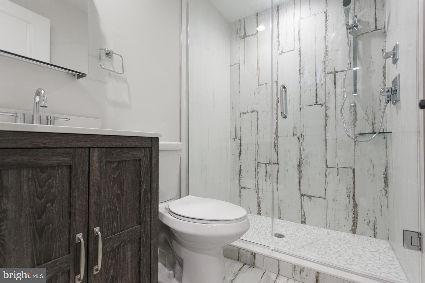 5126 Malcolm St Property Photo 14