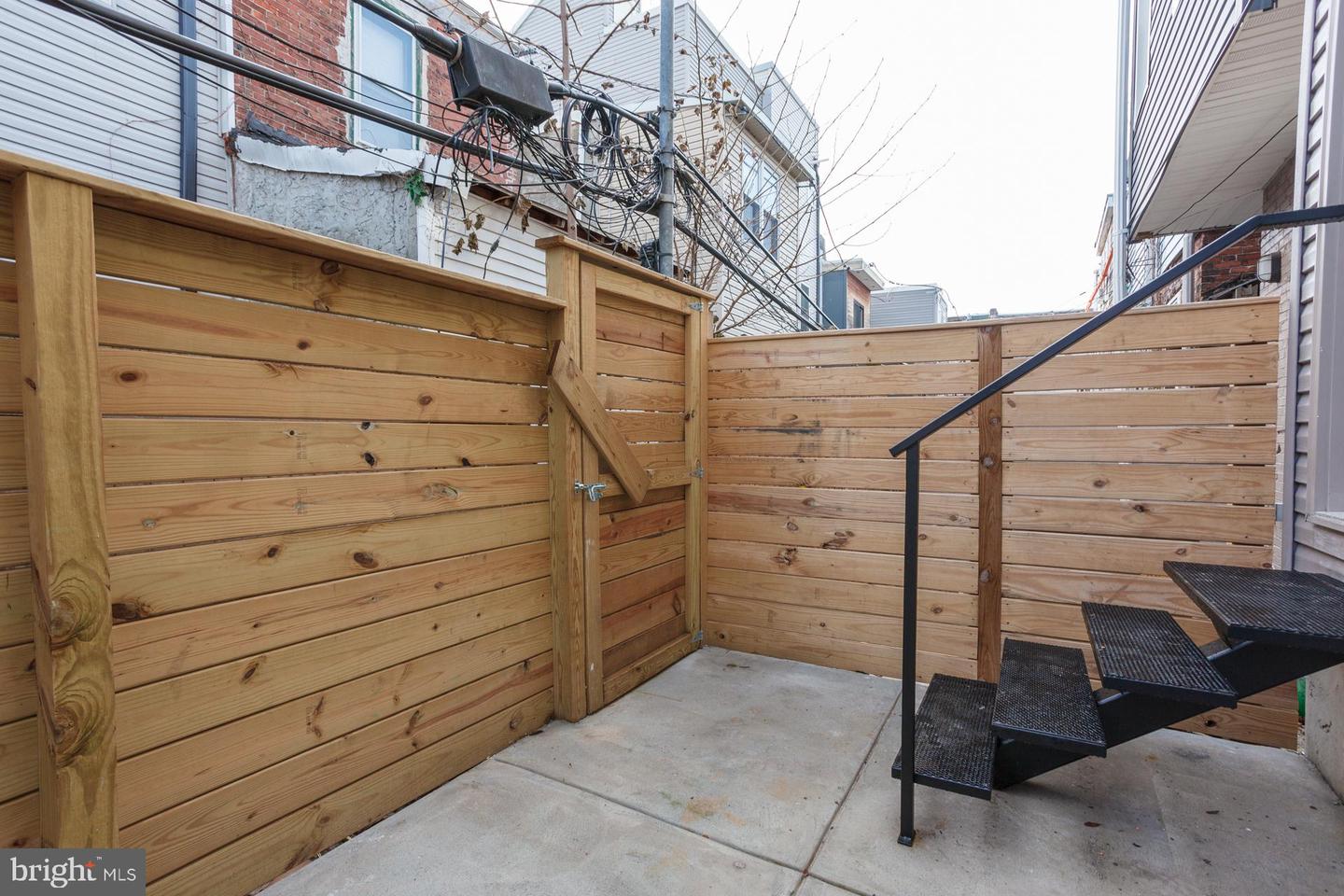 5126 Malcolm St Property Photo 19