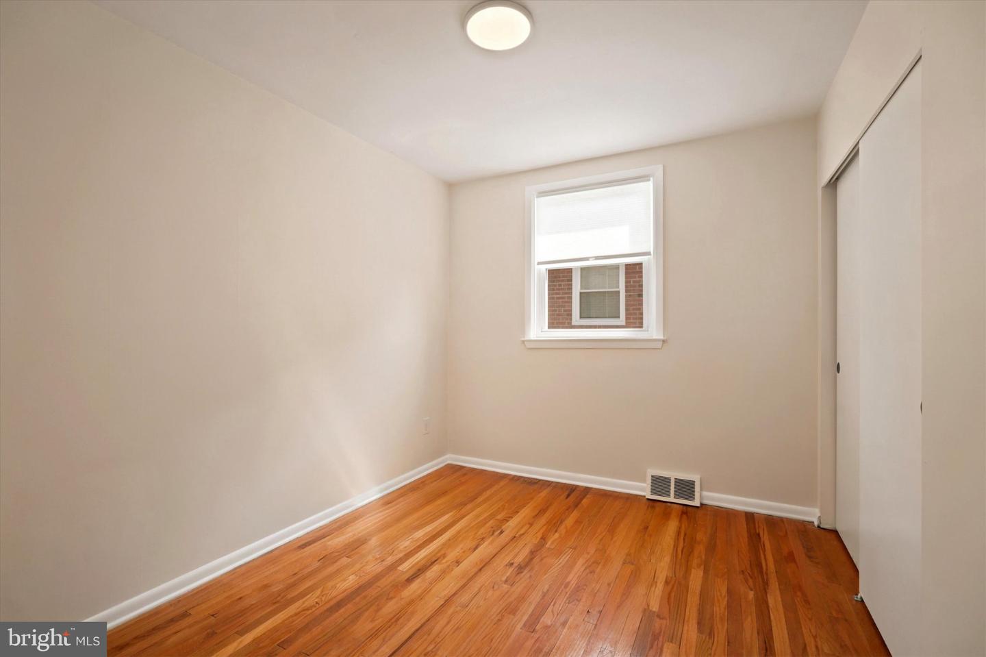 668 Renz St Property Photo 17