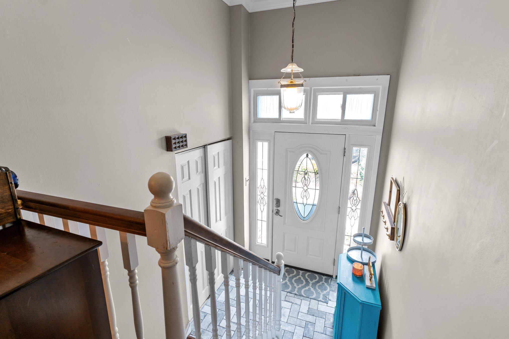 3670 Sussex Ln Property Photo 4