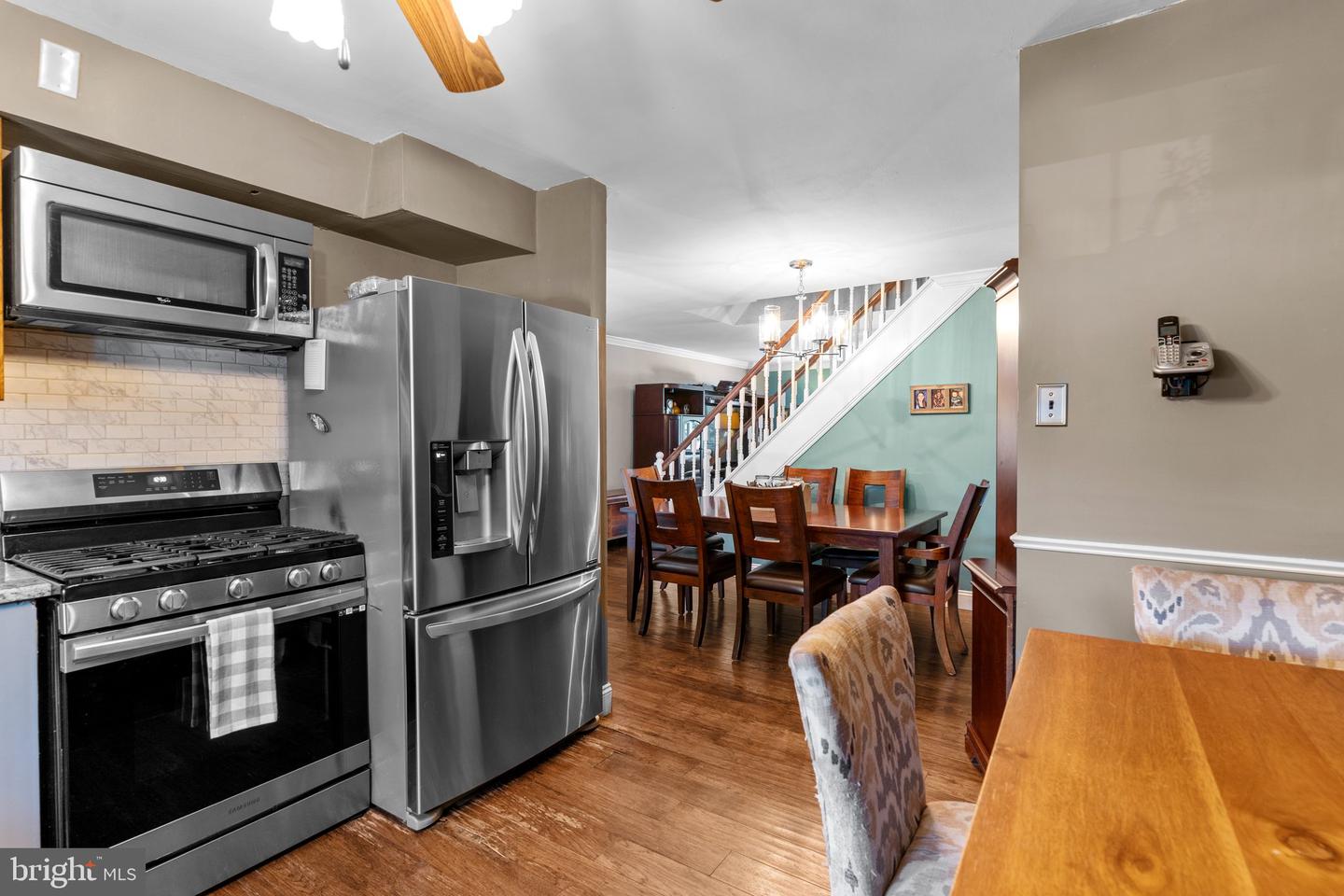 3670 Sussex Ln Property Photo 7