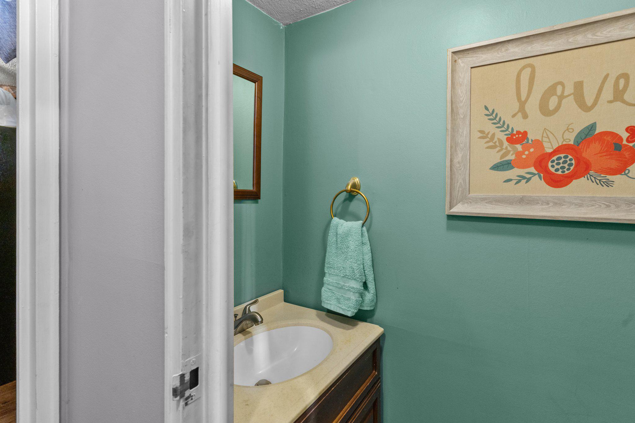 3670 Sussex Ln Property Photo 20