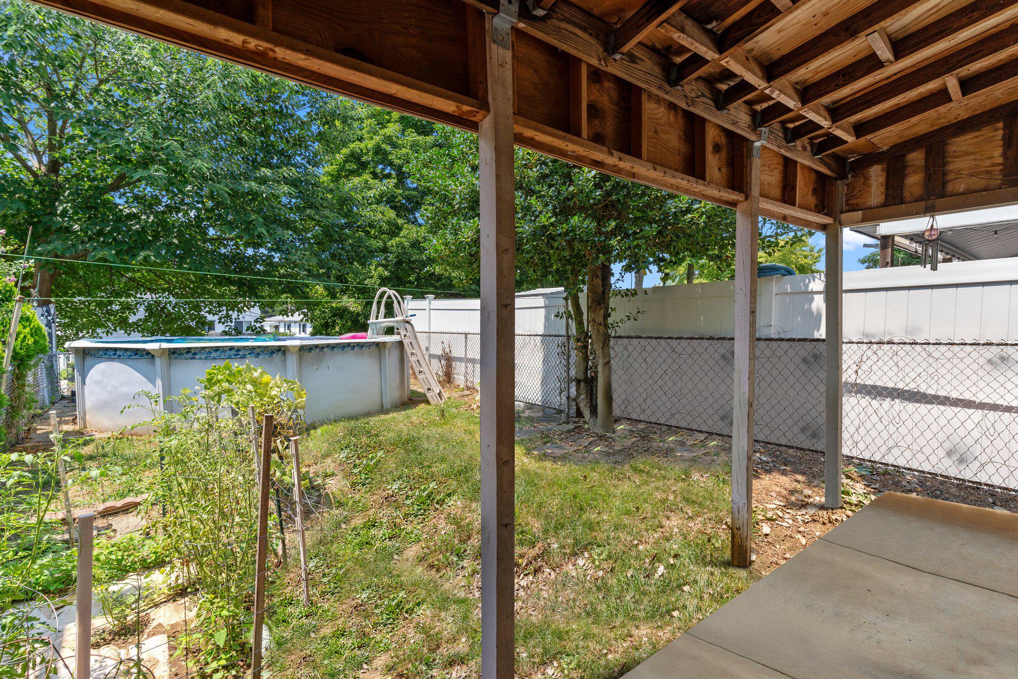 3670 Sussex Ln Property Photo 26