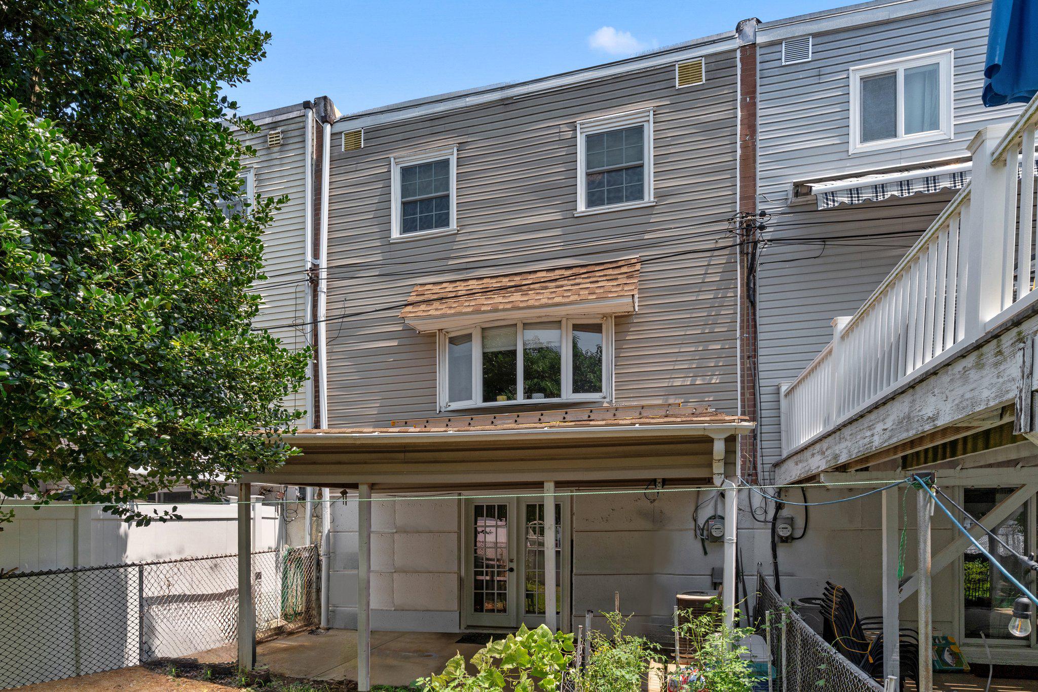 3670 Sussex Ln Property Photo 27