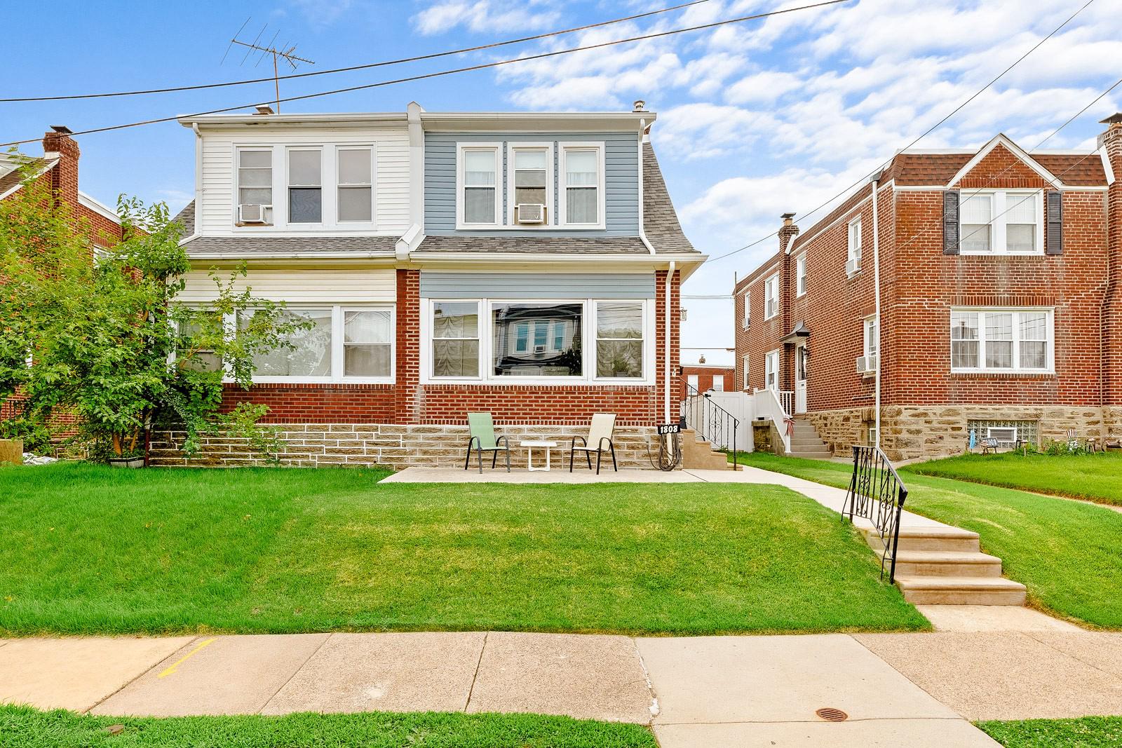 1808 Lansing St Property Photo 3