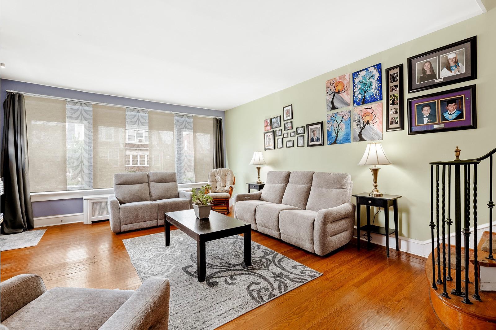 1808 Lansing St Property Photo 9