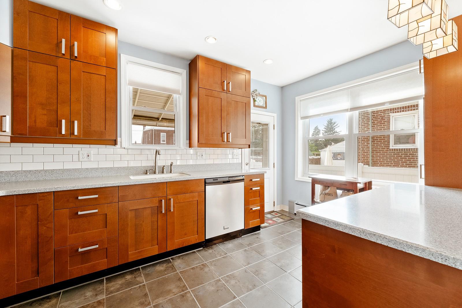 1808 Lansing St Property Photo 12