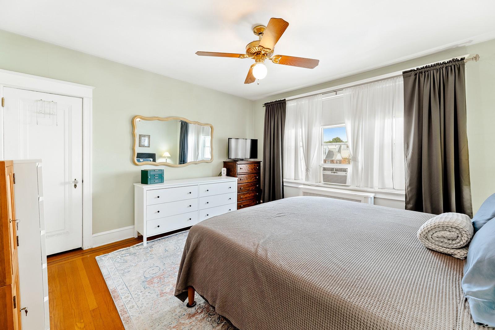 1808 Lansing St Property Photo 17