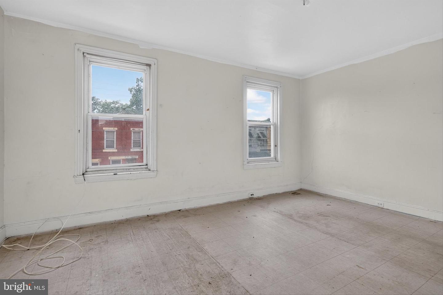 2911 W Susquehanna Ave Property Photo 12