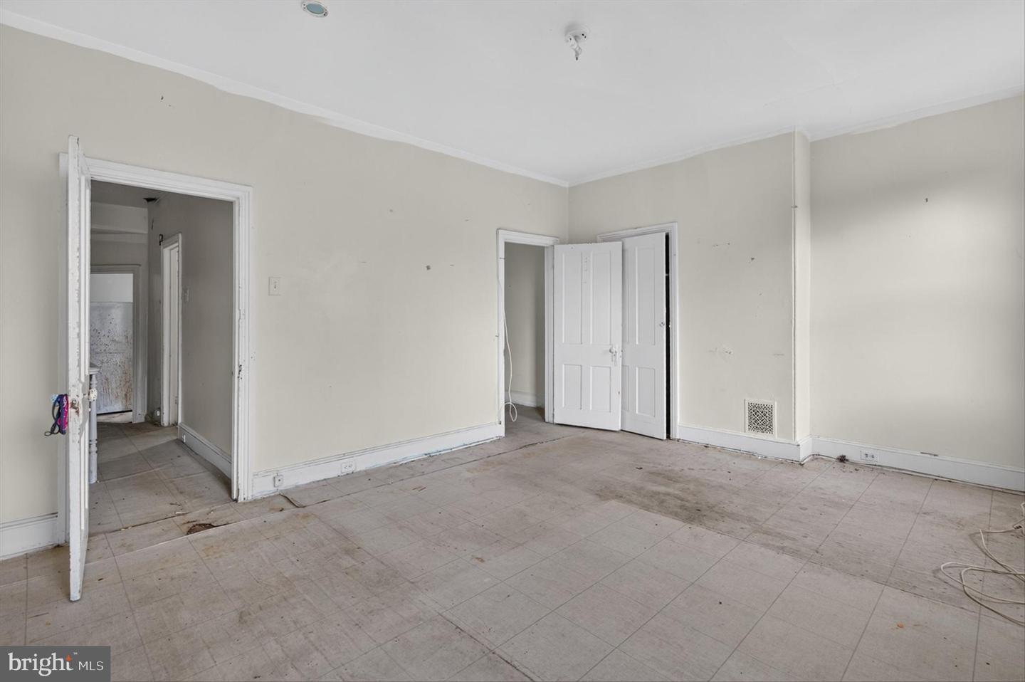 2911 W Susquehanna Ave Property Photo 16