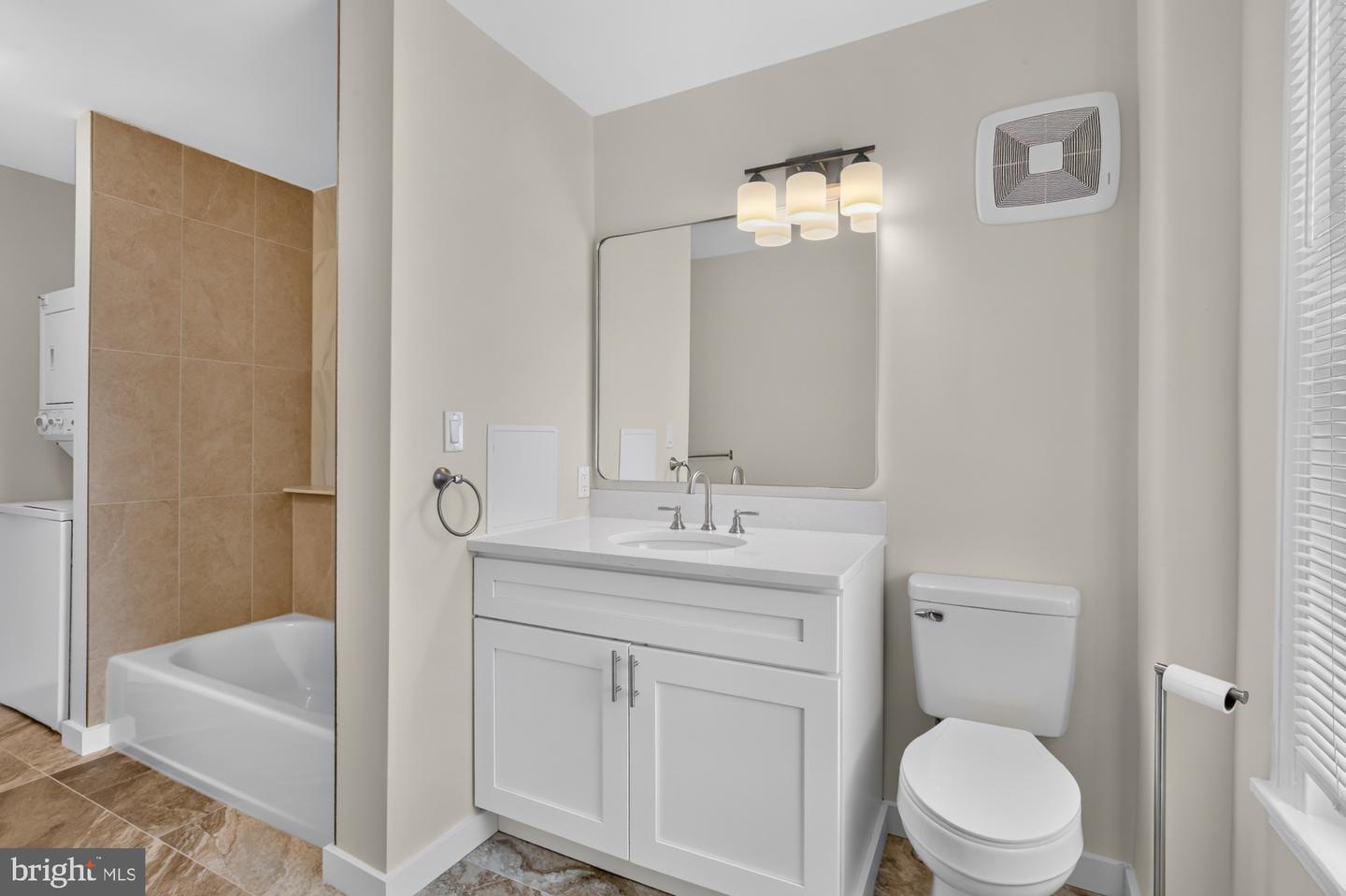 6347 Mccallum St #2 Property Photo 7