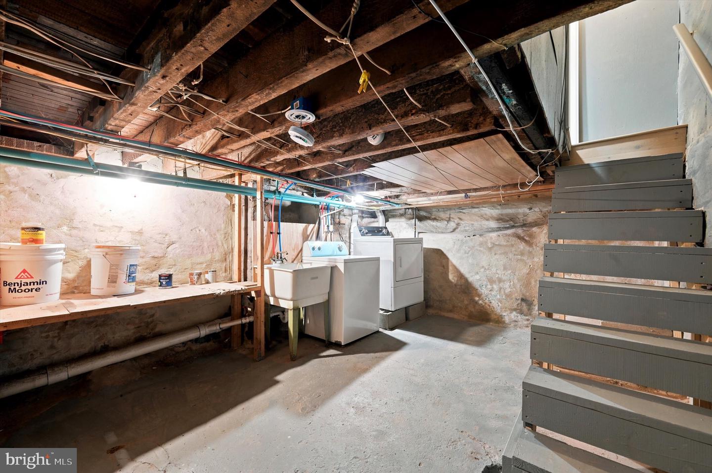 636 Mcclellan St Property Photo 31