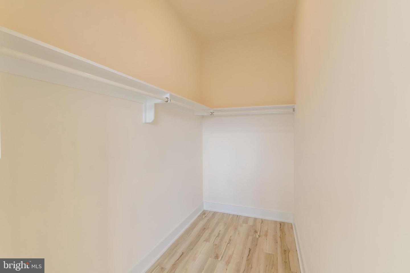 1129 Germantown Ave #unit 4c Property Photo 14