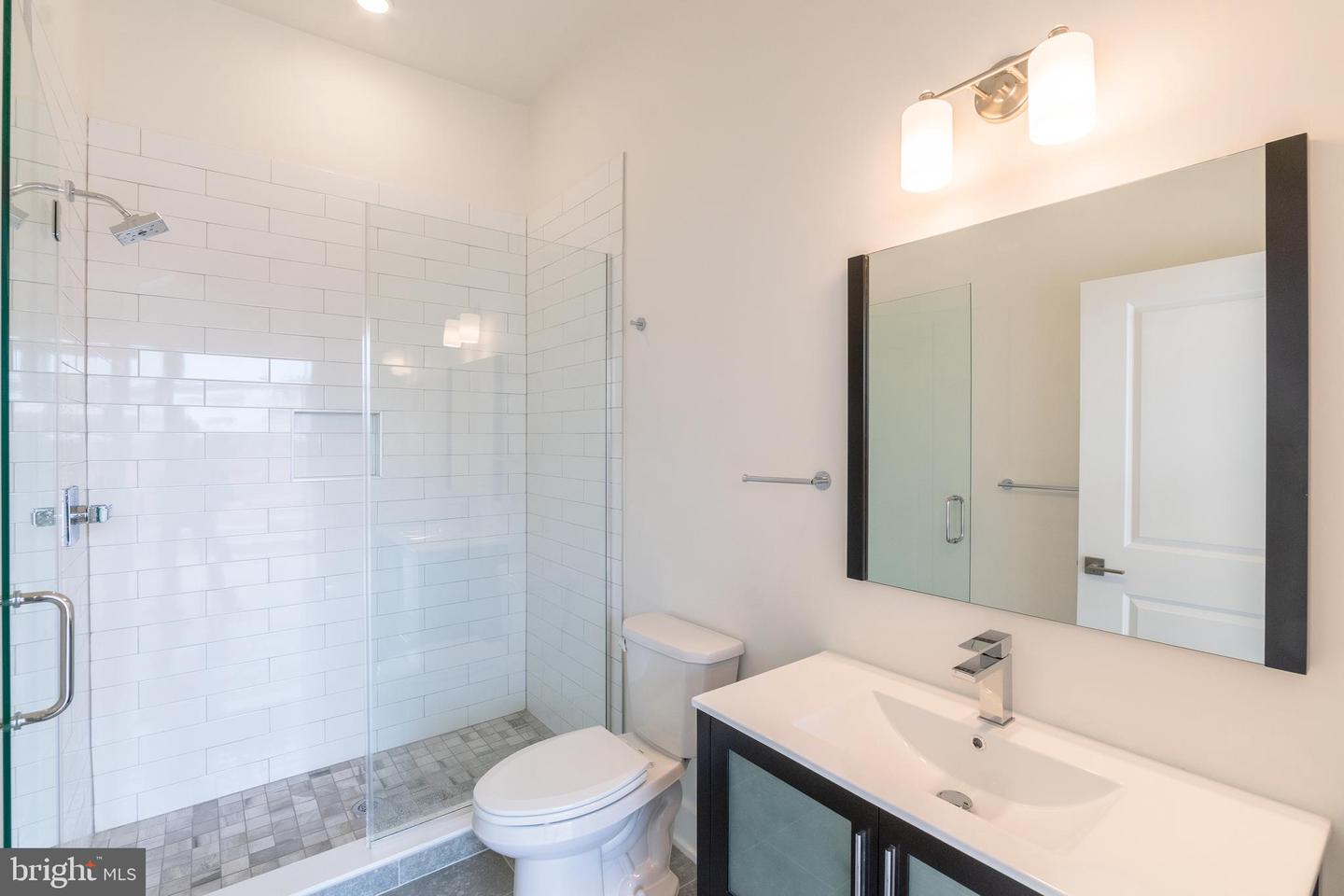 1129 Germantown Ave #unit 4c Property Photo 15
