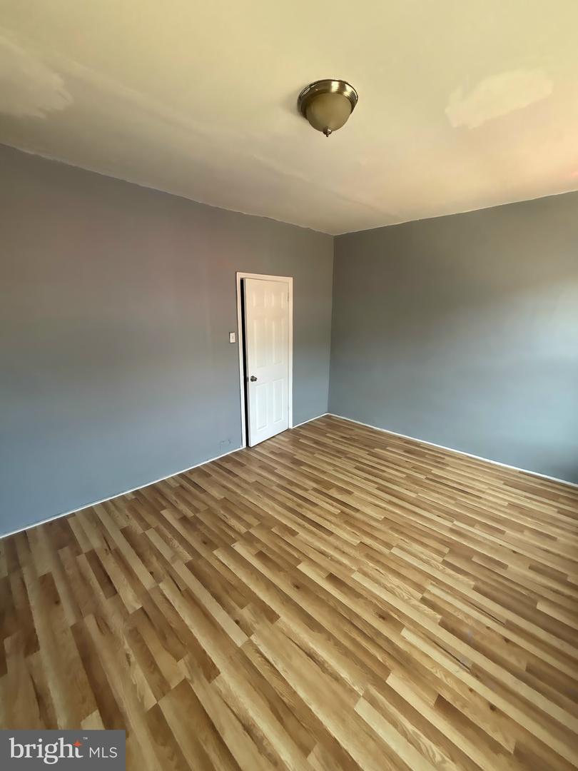 1406 W Pacific St Property Photo 19