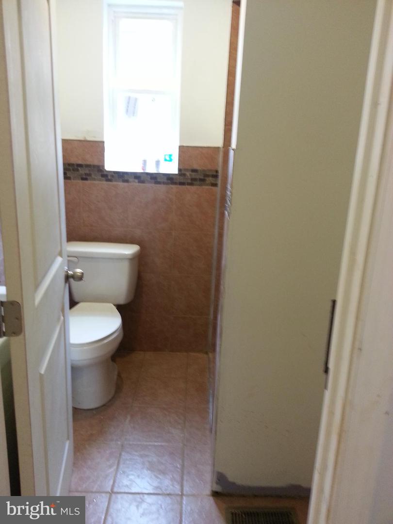 211 S 45th St Property Photo 5