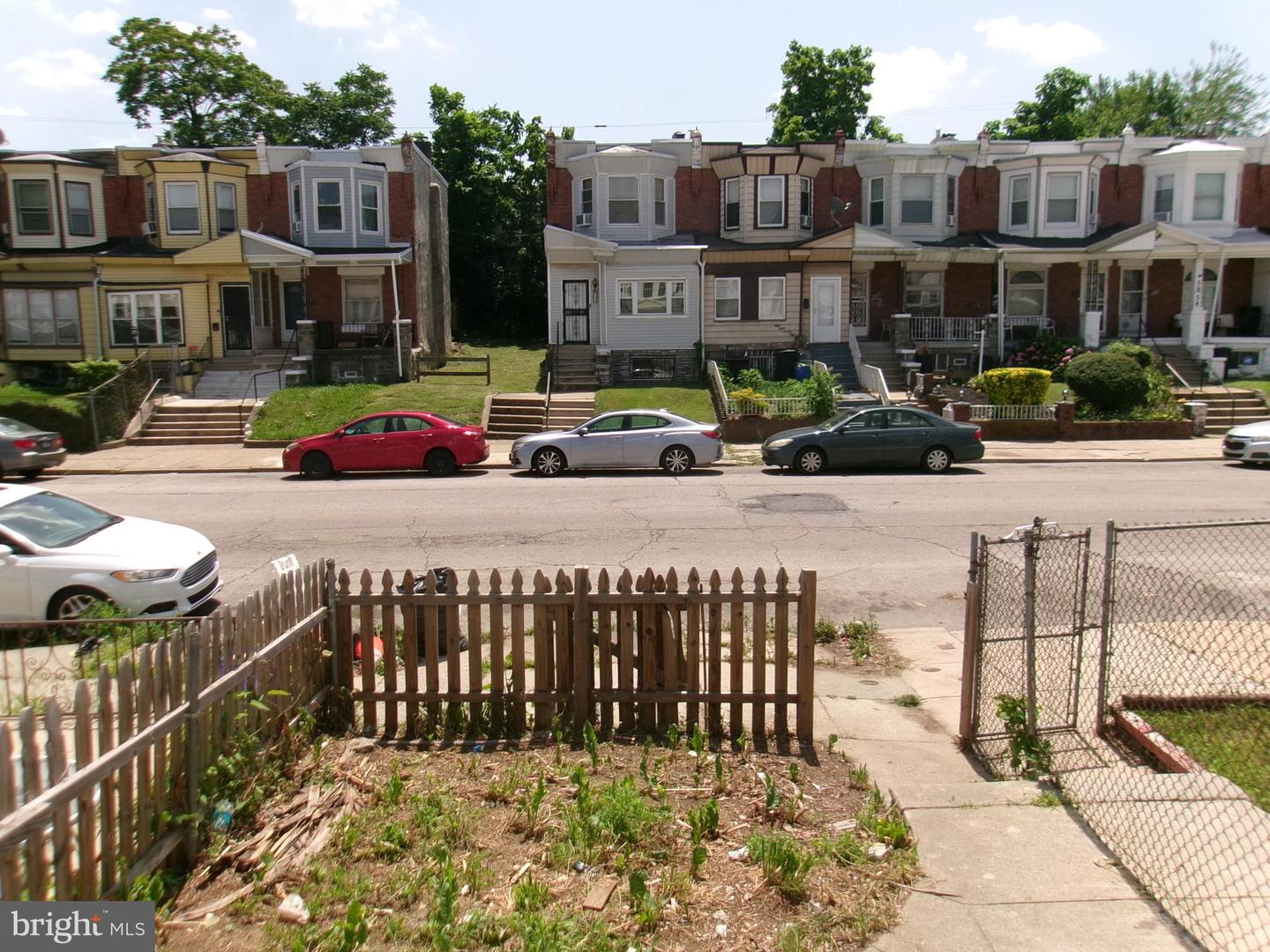 5829 Warrington Ave Property Photo 3