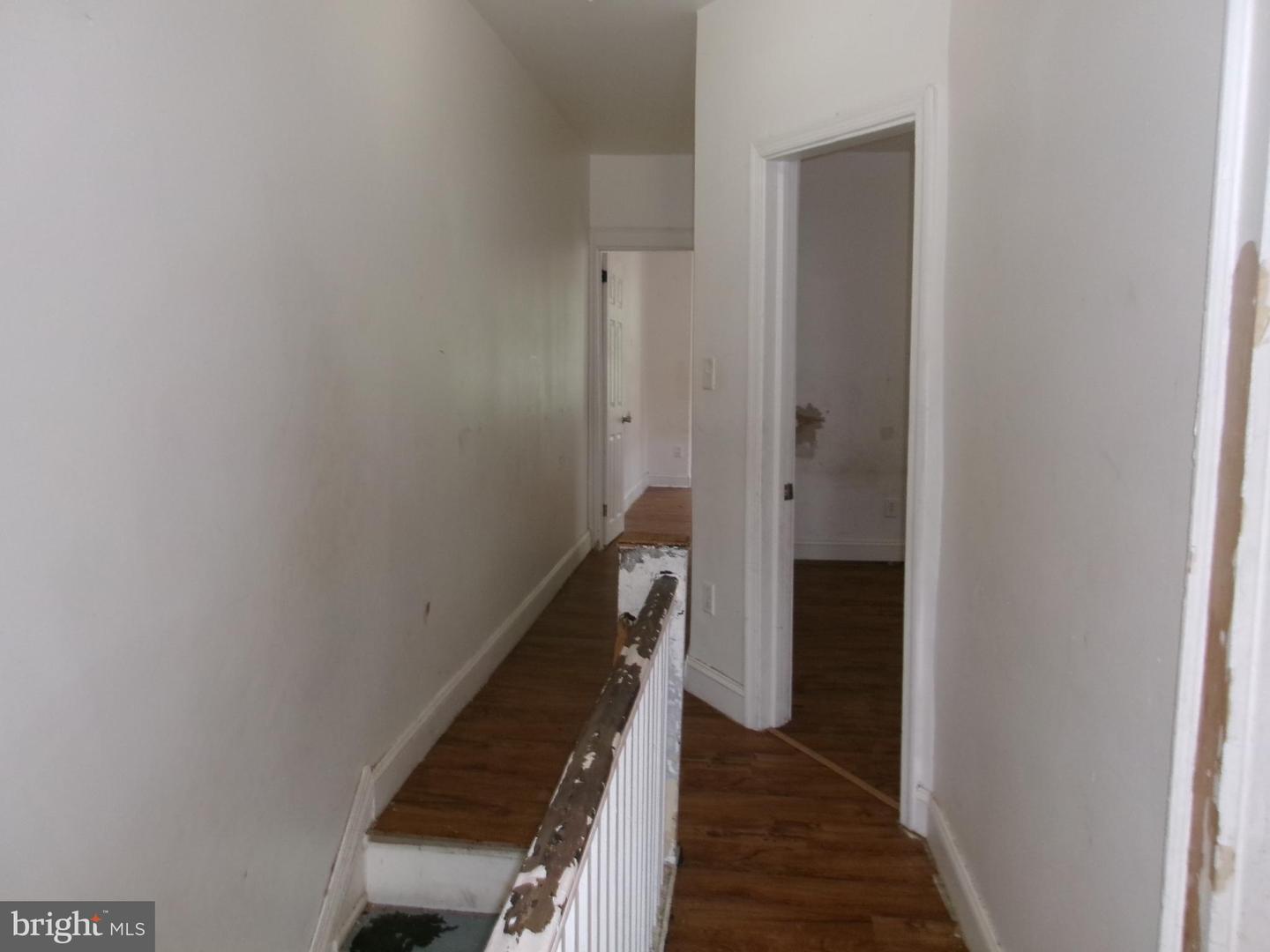 5829 Warrington Ave Property Photo 14