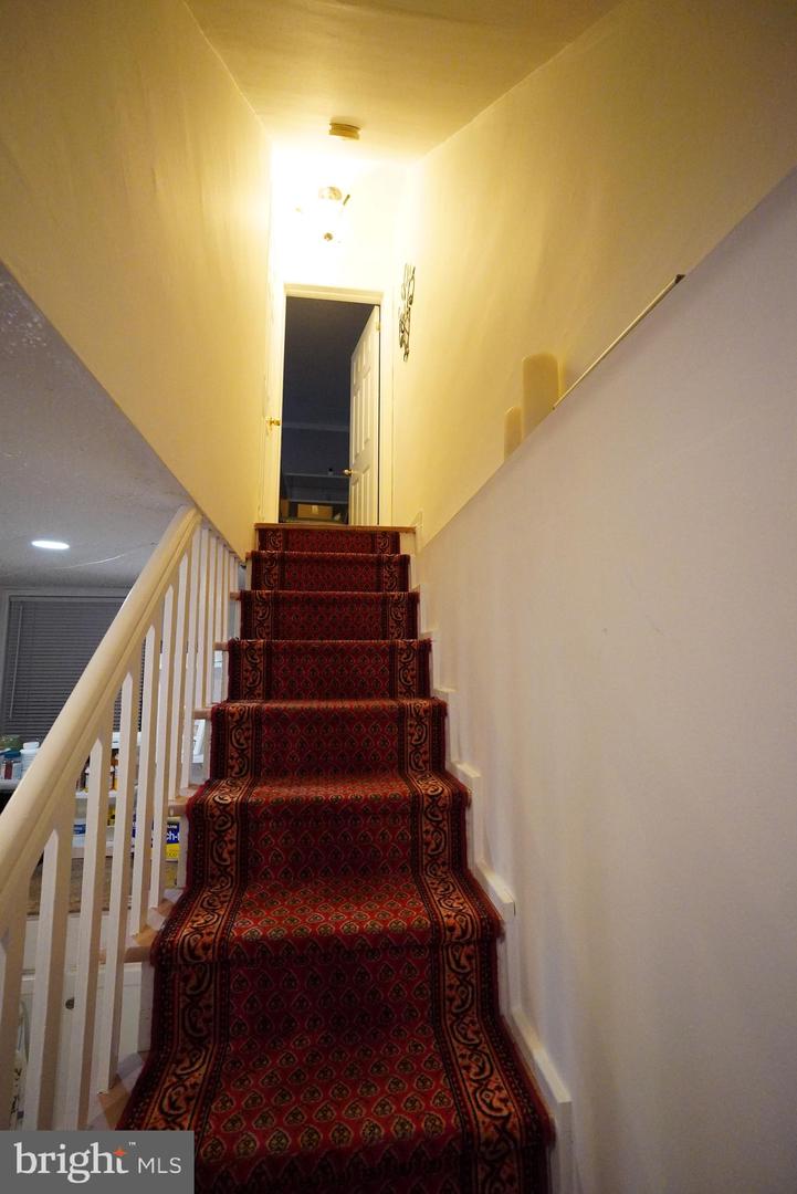 1121 Brighton St Property Photo 24