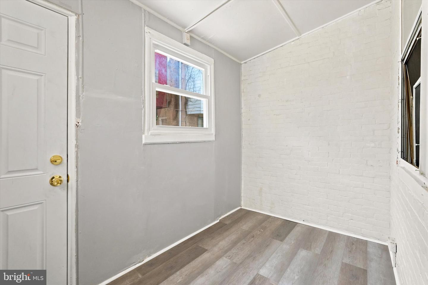 2761 N 23rd St Property Photo 14