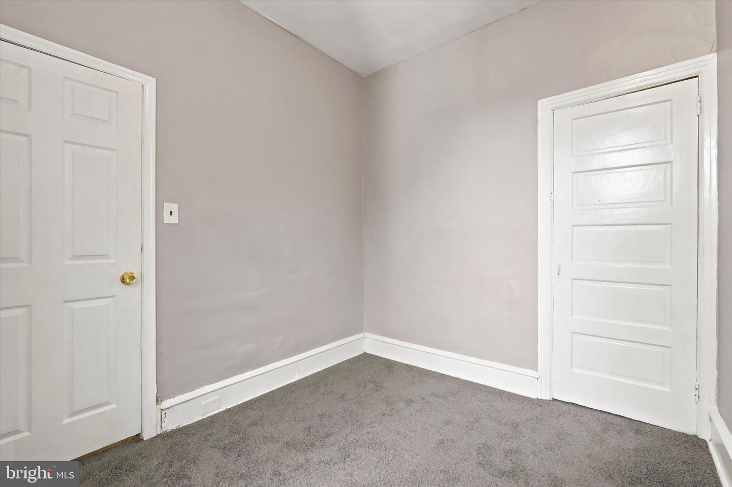 2761 N 23rd St Property Photo 22