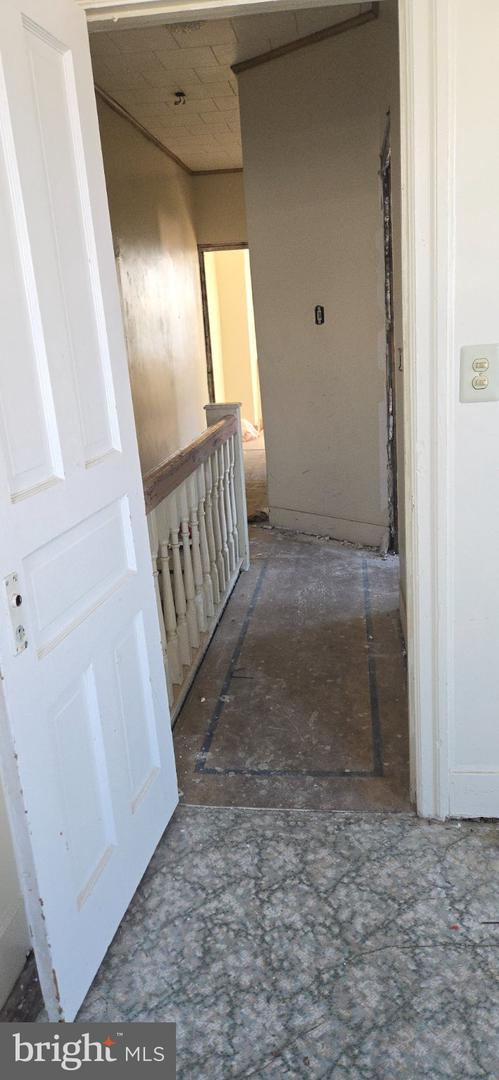 2301 S Croskey St Property Photo 5