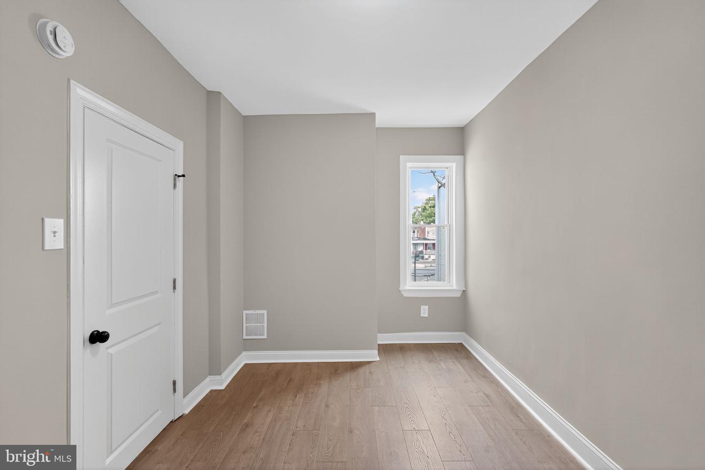 5055 Brown St Property Photo 24