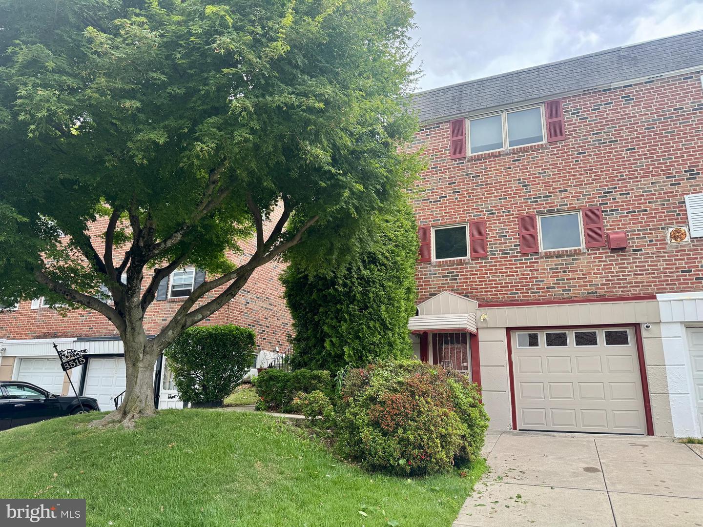 8513 Ferndale St Property Photo 1