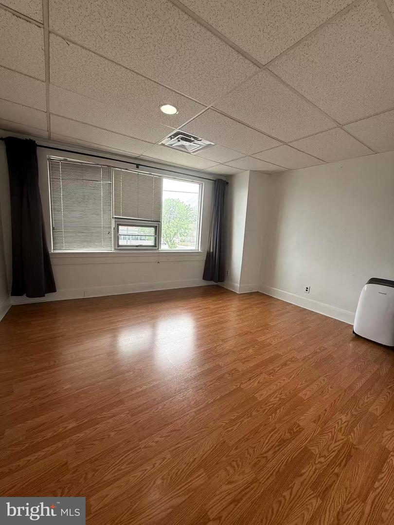 7360 Frankford Ave Property Photo 35