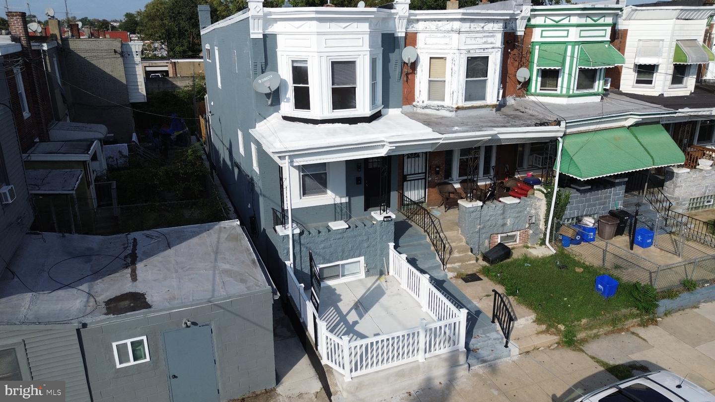 6047 Race St Property Photo 40
